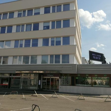 Hotel Ondras Zlín Exterior foto