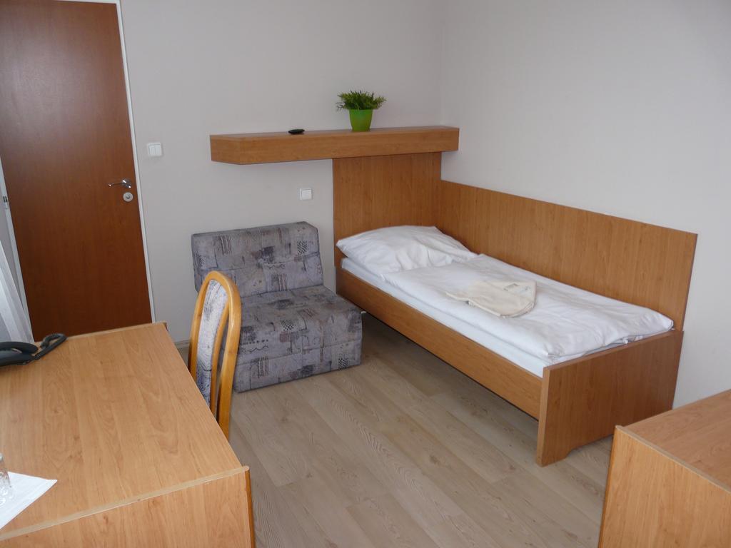 Hotel Ondras Zlín Cameră foto